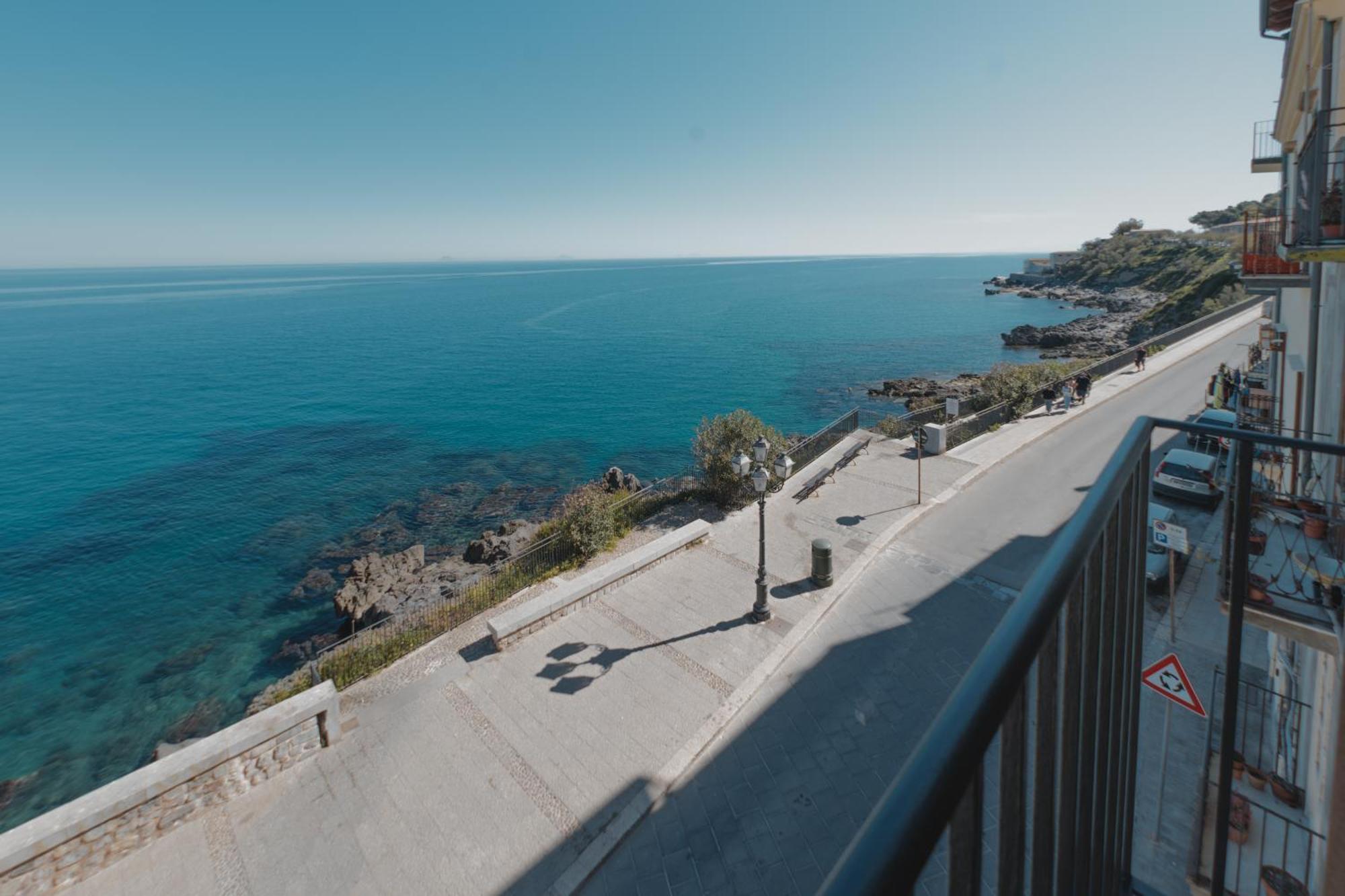 Tra La Rocca E Il Mare Di Cefalù Exterior foto